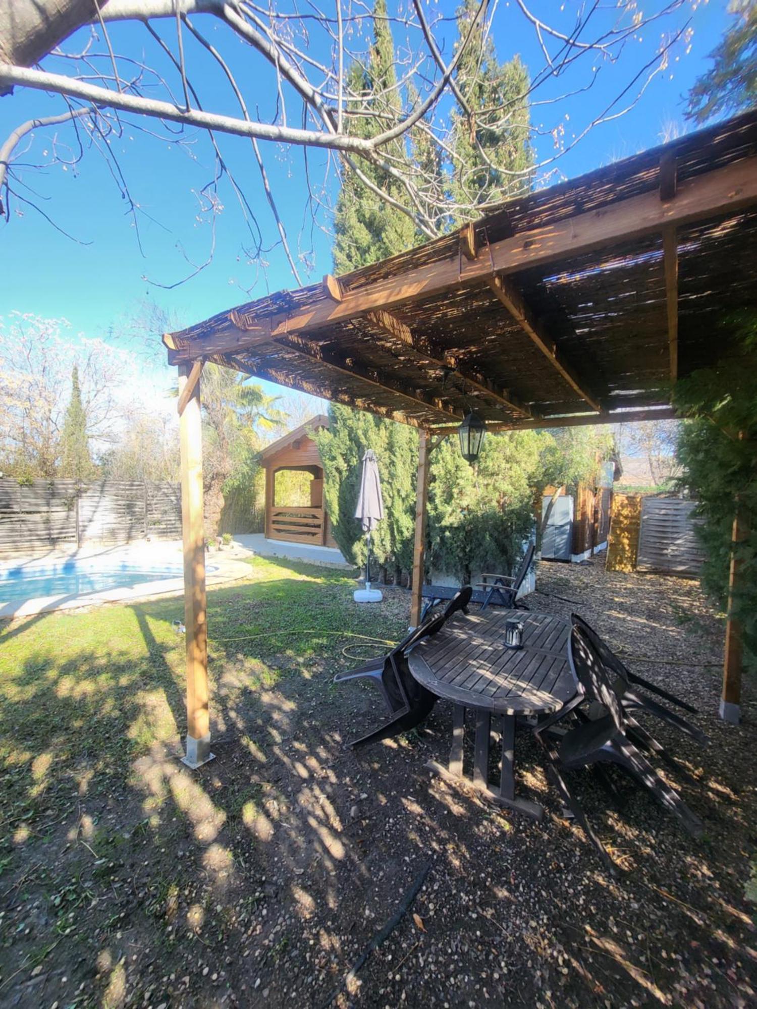 Vila Casa Madera Urbanizacion Socorro Sevilla Exteriér fotografie